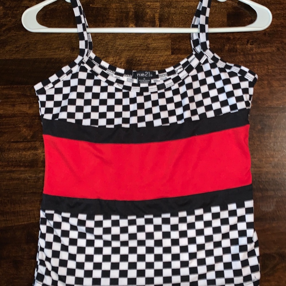 Crop top